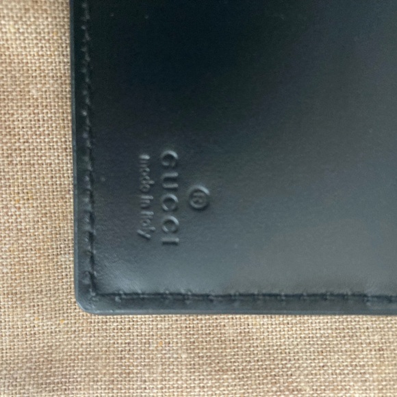 New in box Gucci men or unisex Signature wallet - Picture 9 of 16